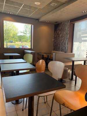 McDonald's SABLE SUR SARTHE, Solesmes