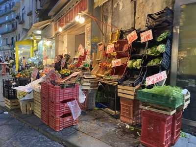 Fiorenzano Pizzaioli dal 1897, Napoli