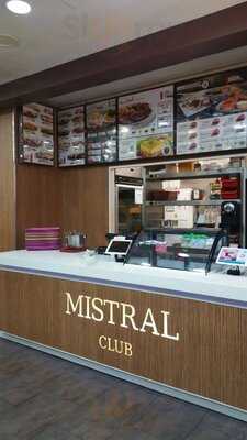 Le Mistral Club