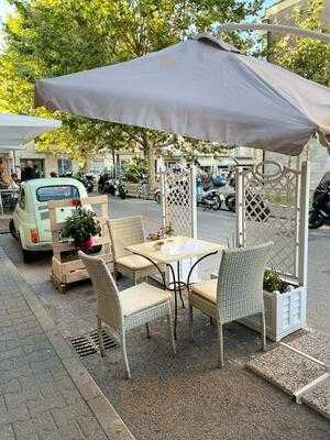 Caffe Le Rose, Viareggio