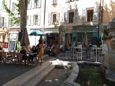 Paulette Cafe, Cotignac