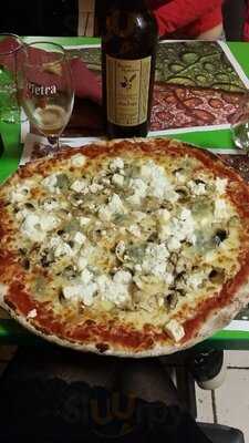 Divina Pizza, La Mure