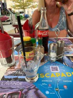Le Bistro