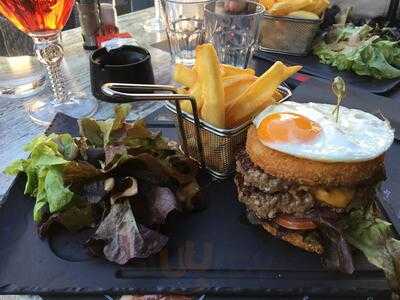 Pub Au Bureau