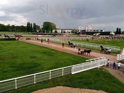 La Sellerie des Hippodromes d’Enghien, Soisy-sous-Montmorency