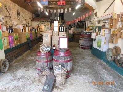 Les Caves Douce France, Colombiers