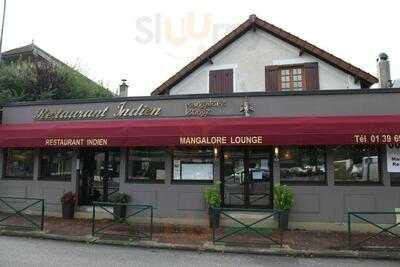 Mangalore lounge, La-Celle-Saint-Cloud