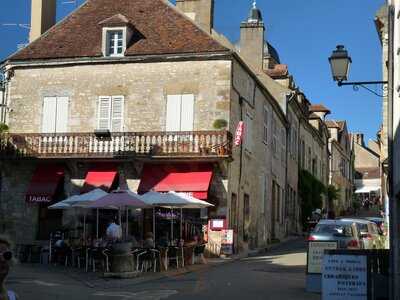 Le Vézelien, Vézelay