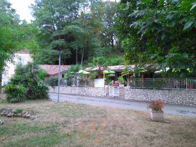 Restaurant Au Moulin Du Pouy