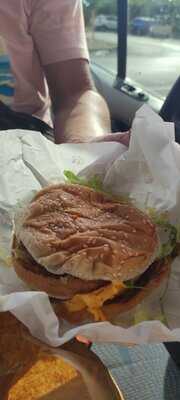 Mcdonald's, Albaret-Sainte-Marie