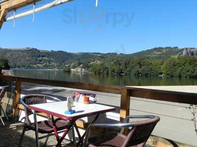 Auberge De La Plage Lac Chambon Murol