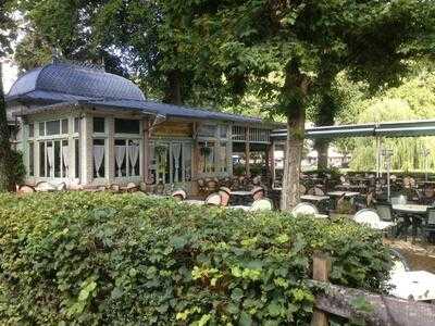 Bar Le Pavillon D'armenonville Uriage Les Bains 