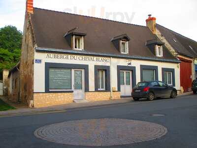 Auberge du Cheval Blanc, Longue-Jumelles