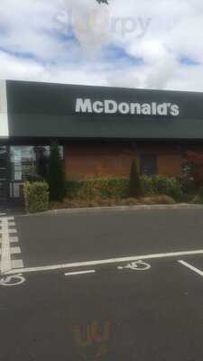 McDonald's, Artenay