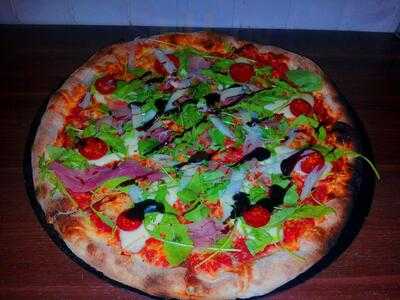 Pizza Napolita, Ensues-la-Redonne