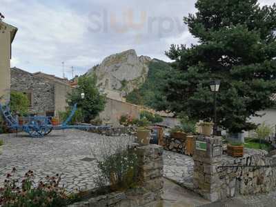 Auberge De Montsegur Restaurant