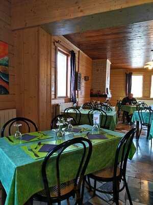 Le Chalet menu