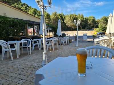 Le relais des Deux Cigales, Cuges-les-Pins