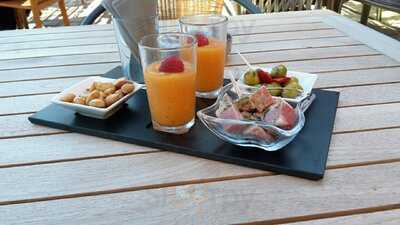 Domaine Du Roncemay menu