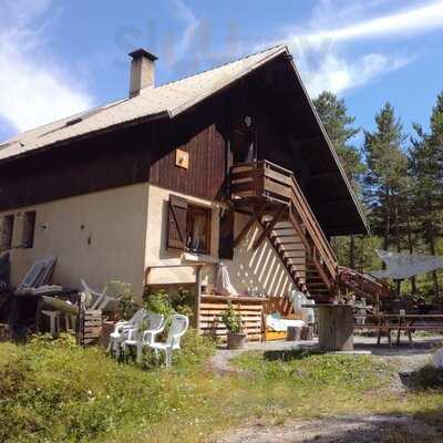 Auberge des Pinees, Châteauroux-les-Alpes