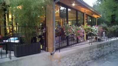 Camping L'ondine De Provence / Restaurant La Piboure