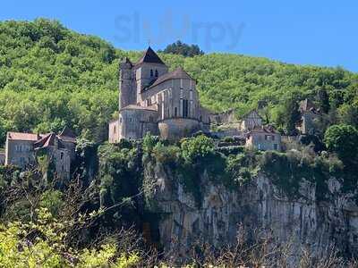 L Oilo, Tour-de-Faure