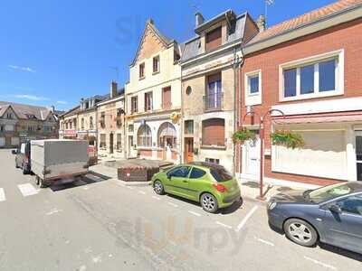 Café de France-Attigny, Attigny