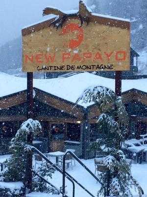 New Papayo, Guzet Neige