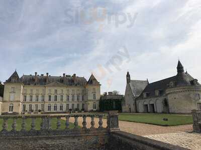 Le Mont Geoffroy, Mazé