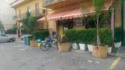 Bar Manà, Locri