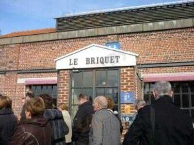 Le Briquet