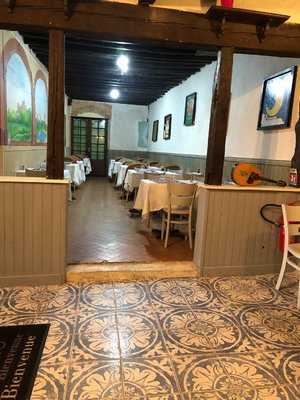 Auberge Du Pays menu