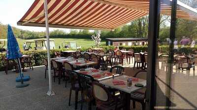 Restaurant Du Golf De Combles