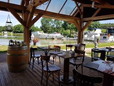 Le Bistrot Du Port menu