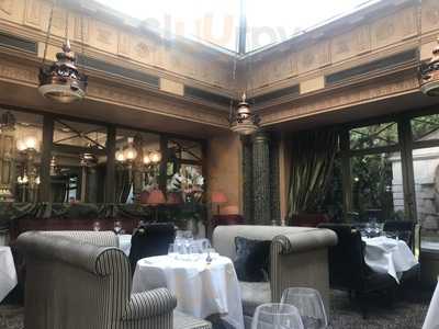 Le Restaurant, Paris