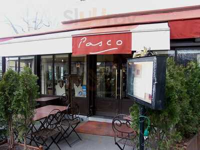 Pasco, Paris