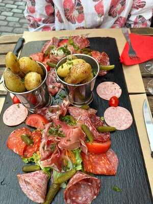 La Taverne de Montmartre, Paris