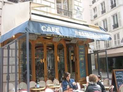 Le Café Blanc, Paris