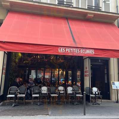 LES PETITES ECURIES, Paris