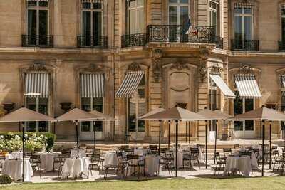 Apicius, Paris