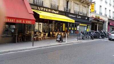 Upper Café, Paris