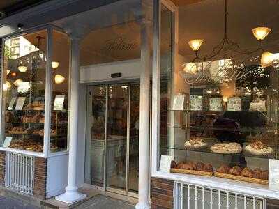 Boulangerie Poilane - Eiffel District, Paris