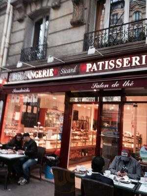 Le Fils du Boulanger, Paris