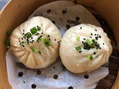 Petit Bao