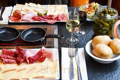 Les Fondus de la Raclette Montparnasse, Paris