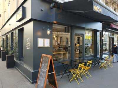 Le Café Néon, Paris