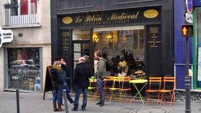 Le Pétrin Médiéval, Paris