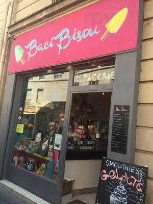 Baci Bisou, Paris