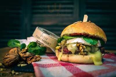 La Bande A Basile menu