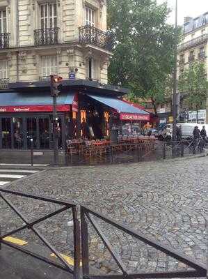 Le Quartier Général, Paris